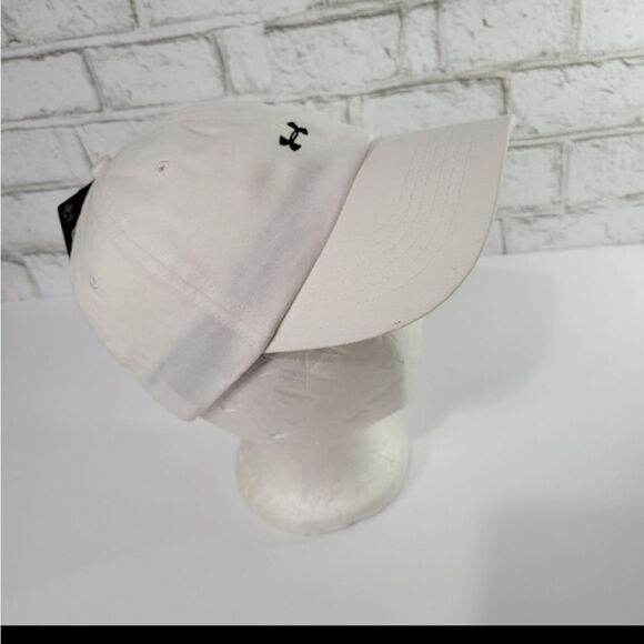 NWT Under Armour baseball hat - Picture 4 of 8